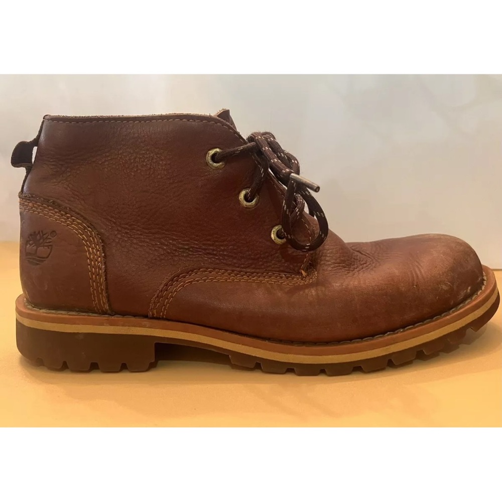 Timberland Men’s Larchmont Chukka
Boots Size 8.5 Brown